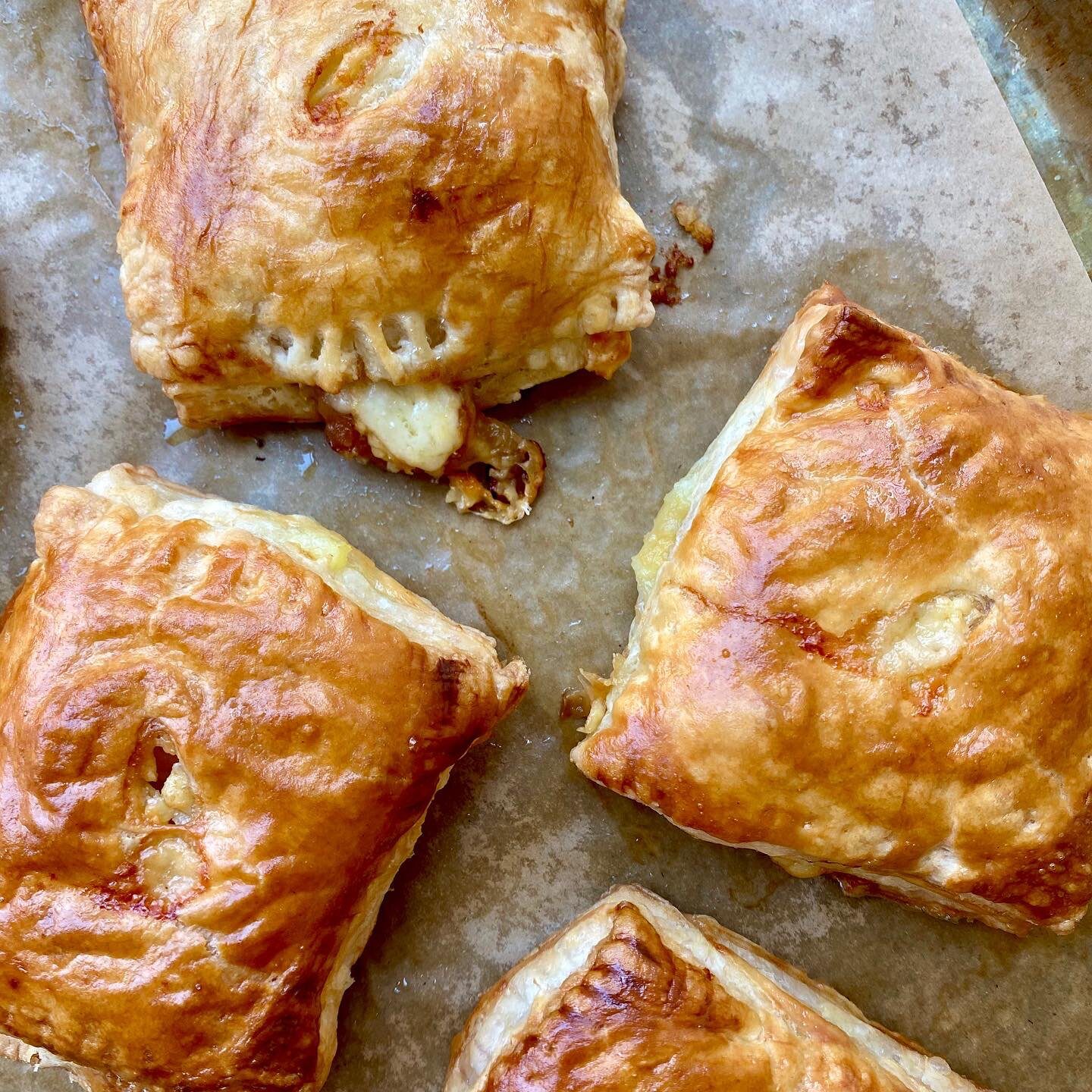 Cheesy, Caramelized Onion & Mashed Potato Puff Pastry Pies